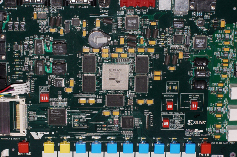 FPGA_virtex2_Board